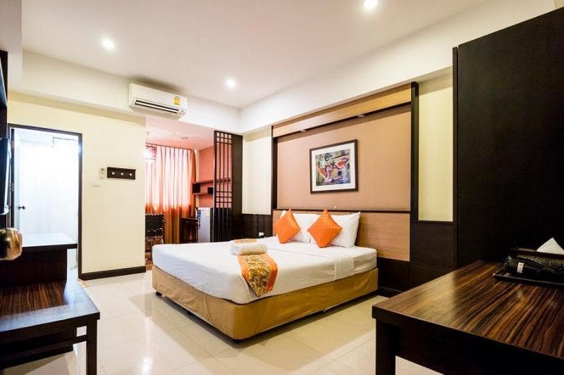 Sakulchai Place Hotel main