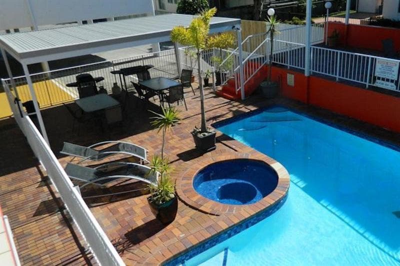Sunshine Beach Resort 2