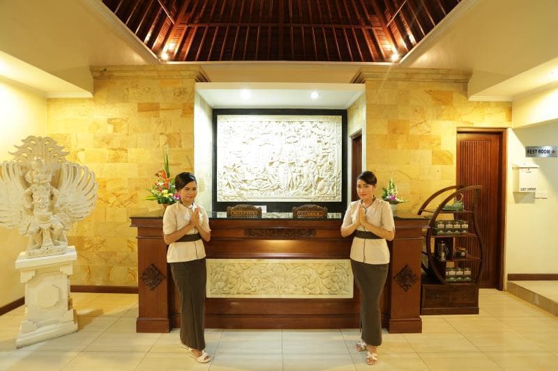 Hotel Segara Agung main