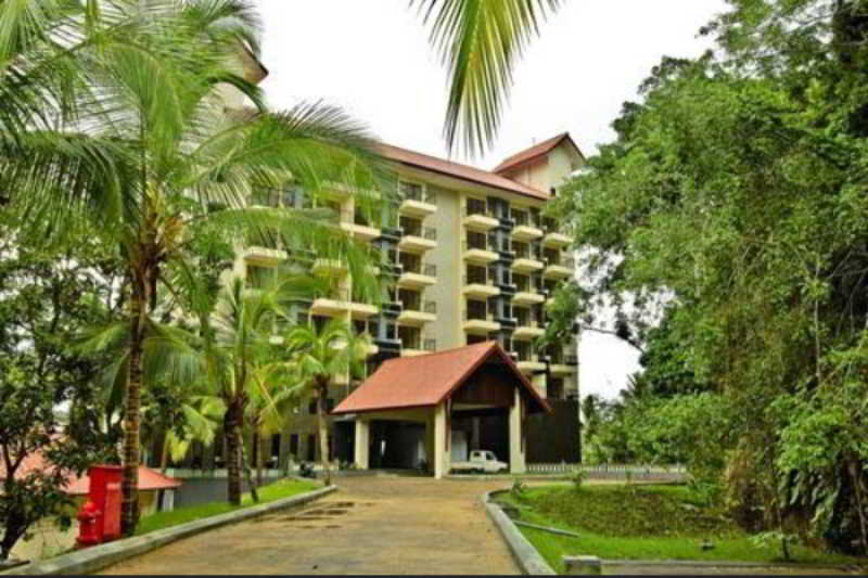 Laprima Hotel photo 1