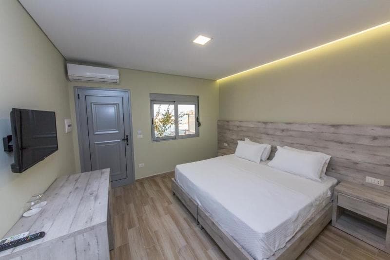 Jaroal Hotel 4