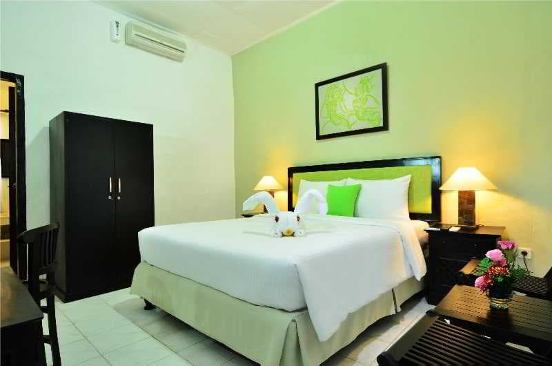 Sarinande Beach Inn photo 1