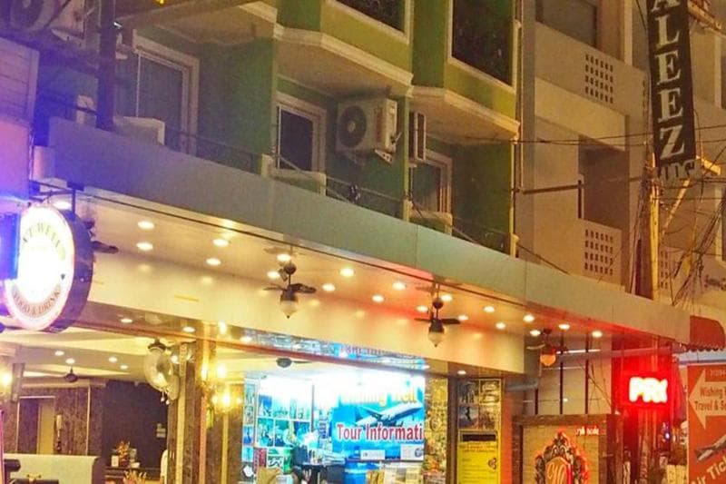 Maleez Lodge Hotel & Restaurant 4