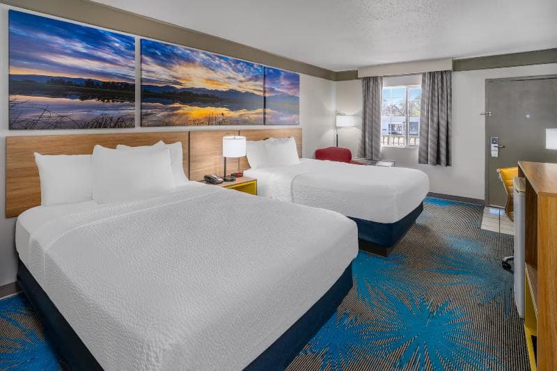 Days Inn by Wyndham Delta 4