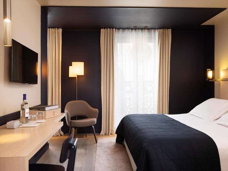Hotel De Nell 3