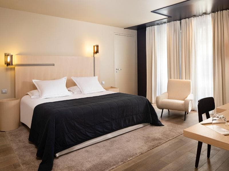 Hotel De Nell 5