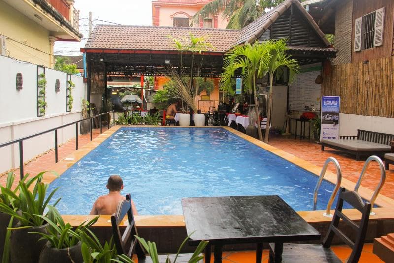Tropical Breeze Guest House main