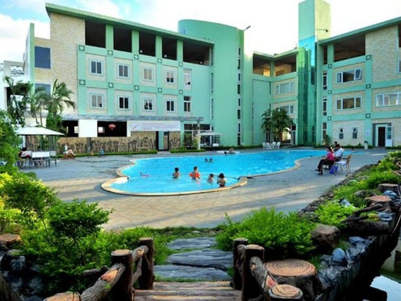 Camela Hotel Resort photo 1