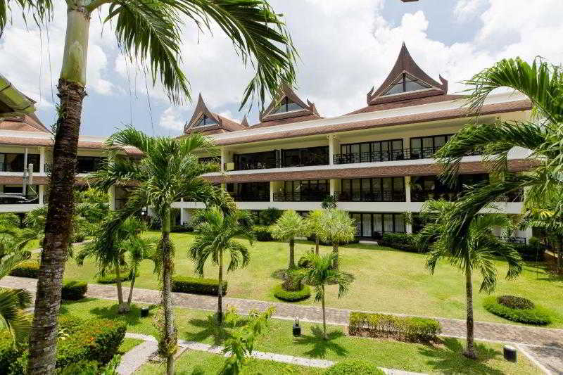 The Serenity Golf Hotel & Residence 3