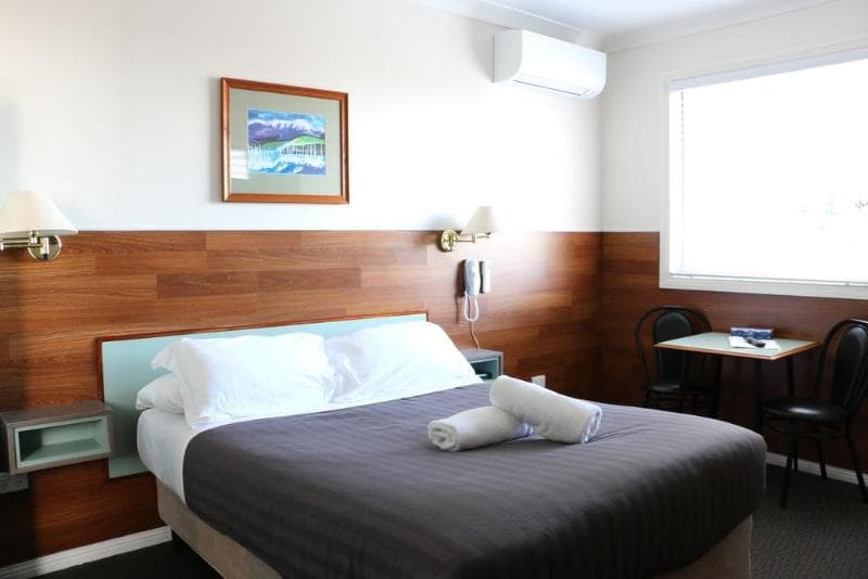 Hobart Tower Motel 3