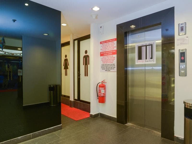 M Design Hotel At Pandan Indah photo 1