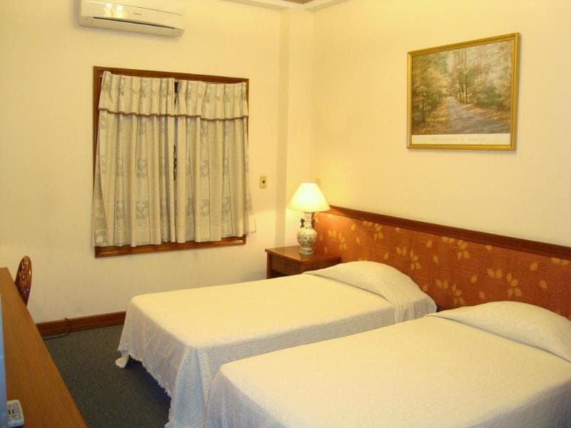 The Spring Hotel 5