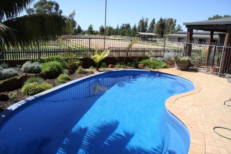 Coranda Lodge B&B main