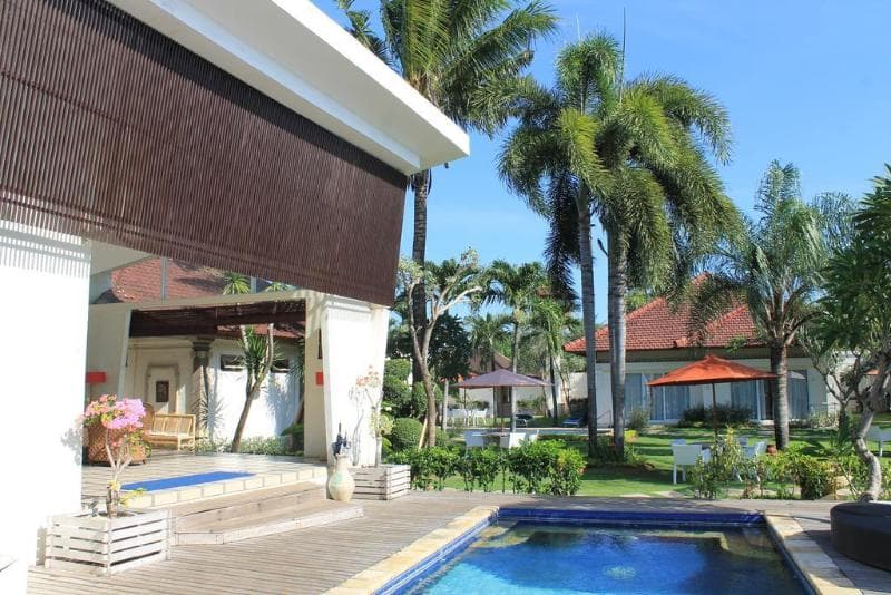 Bali Breezz Hotel photo 1