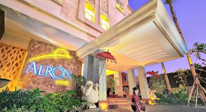 Alron Hotel photo 1