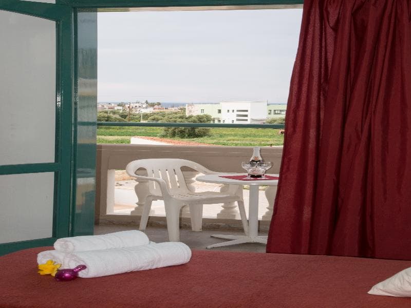 Theoni Apartment 3