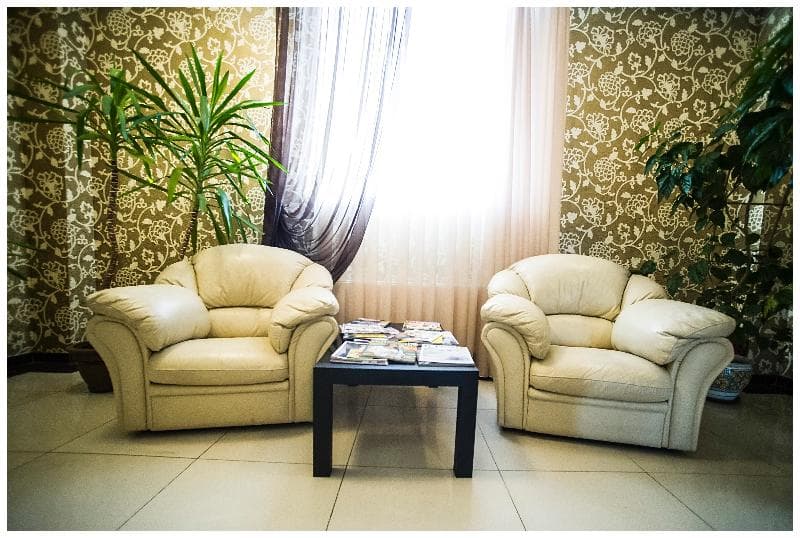 Iris Hotel- Chisinau 5