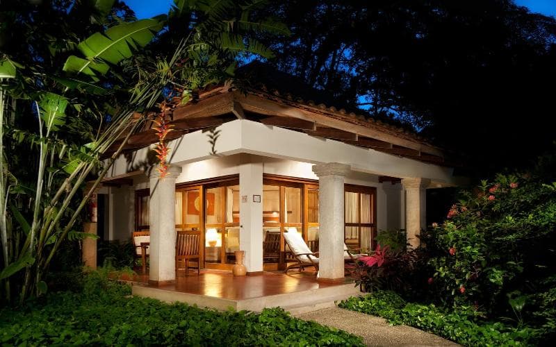 Capitan Suizo Beachfront Boutique 5