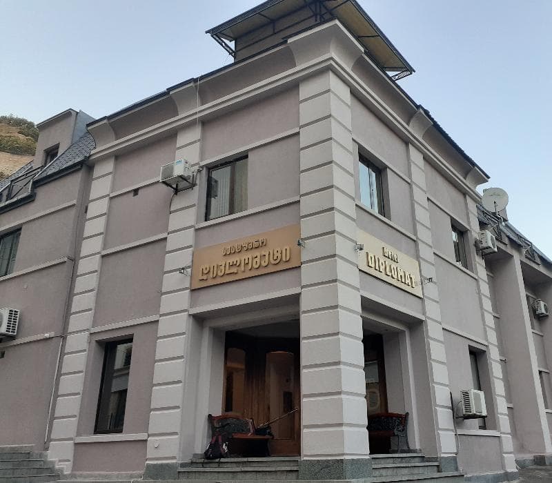 Diplomat Hotel 2