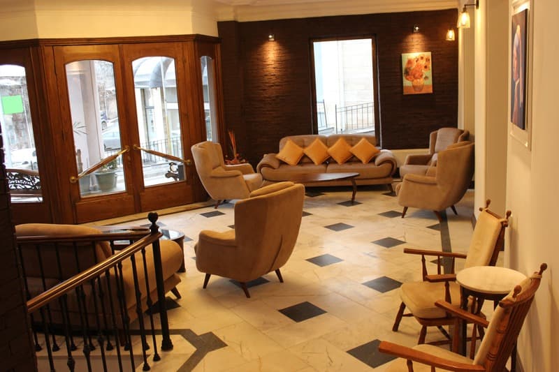 Diplomat Hotel 4