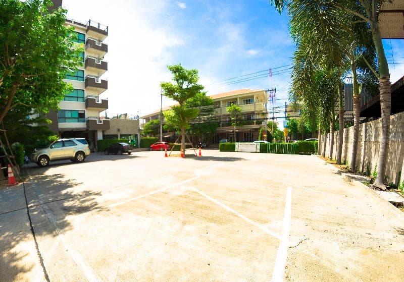 Initial Aparthotel Hua Hin 3