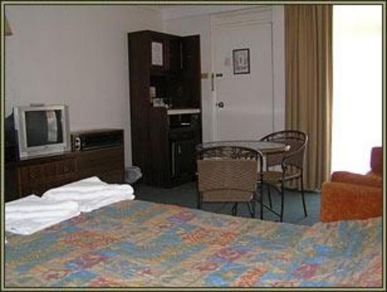 Molly Morgan Motor Inn main