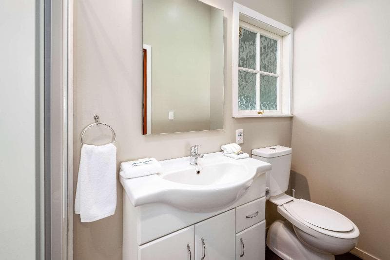 Quality Suites Huka Falls 5