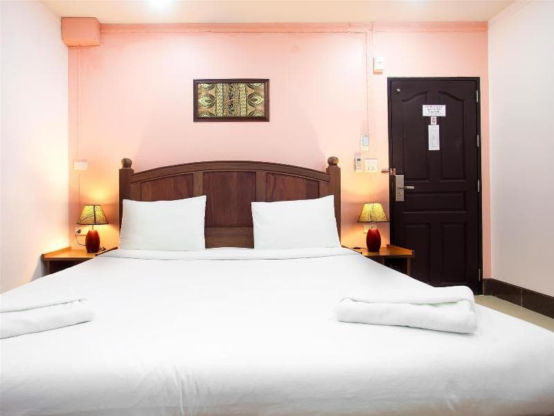 Baan Sutra Guesthouse 4