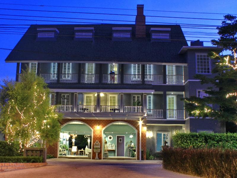 Perennial Resort 5