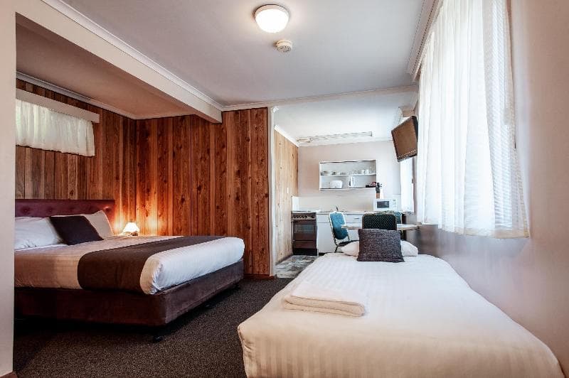 Silver Hills Motel photo 1