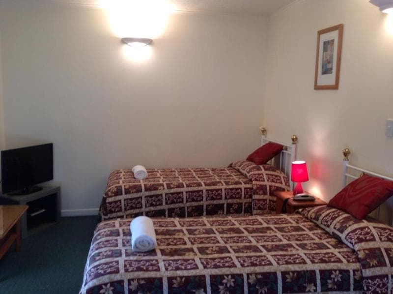 Kerry's Motel 5