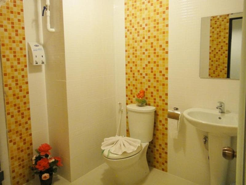 Noble House photo 1