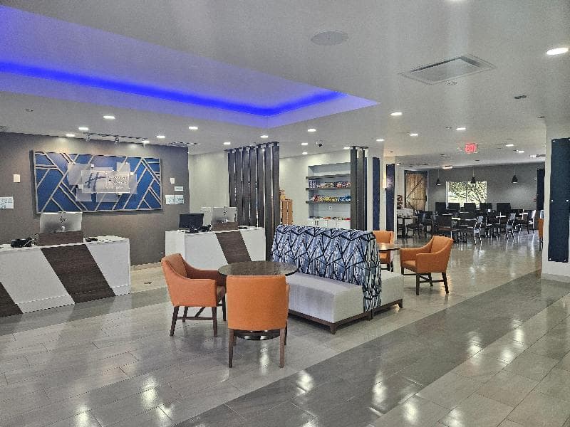 Holiday Inn Express & Suites Clermont SE - West Orlando 3