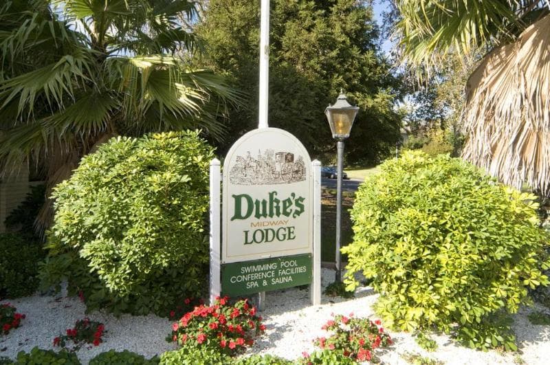 Dukes Midway Lodge 5