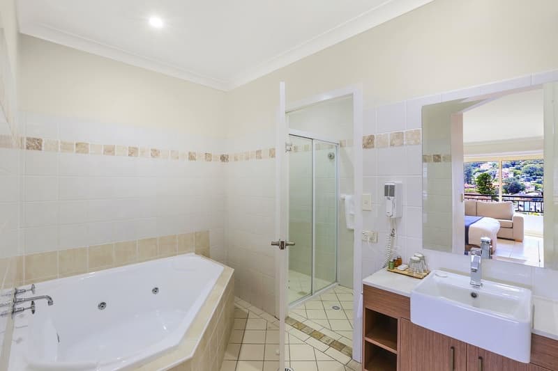 Terrigal Sails Serviced Apartments 3