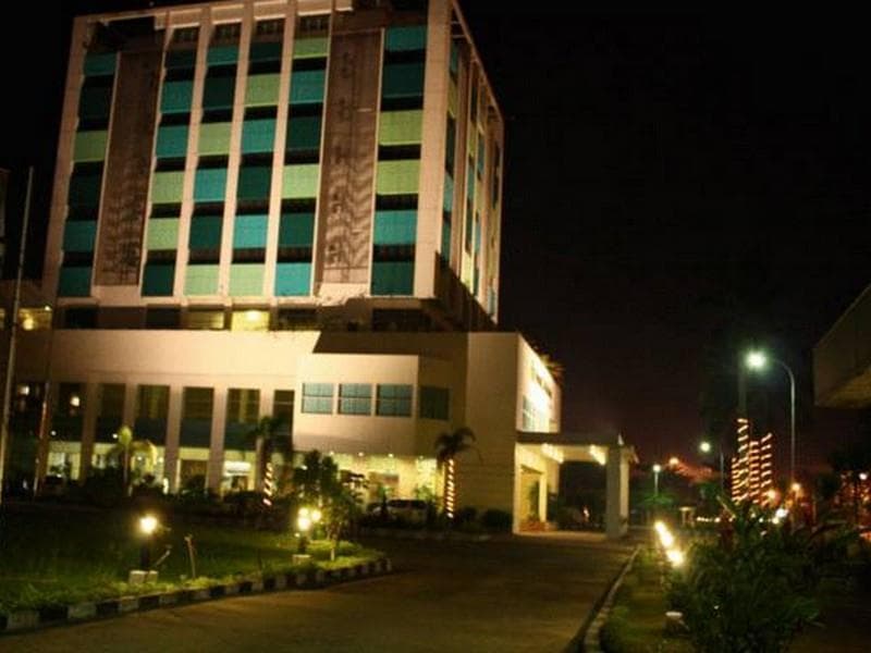 Grand Mahkota Hotel Pontianak 4