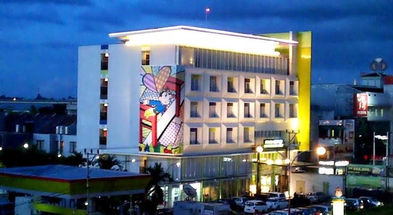 Maxonehotels At Vivo Palembang main