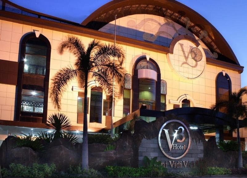 Hotel Oval Surabaya 3