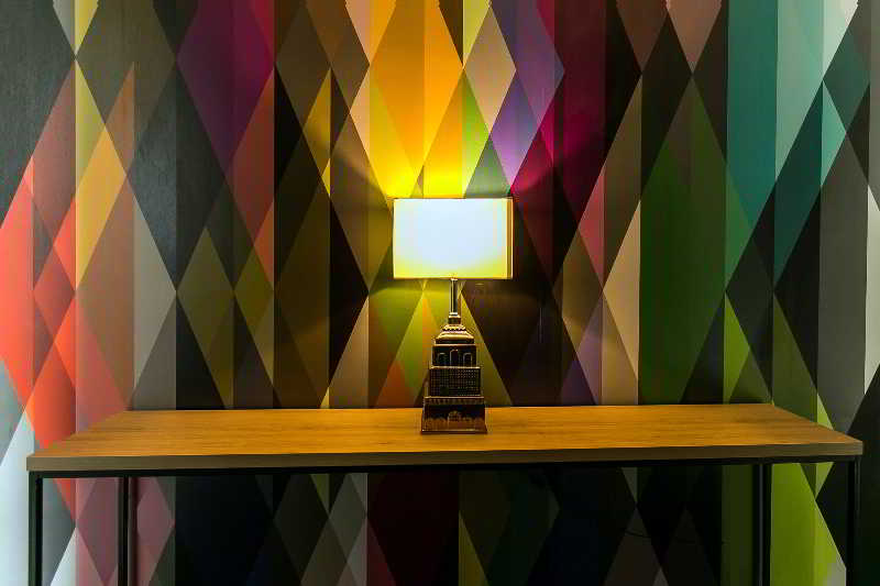 Roombach Hotel Budapest Center 4
