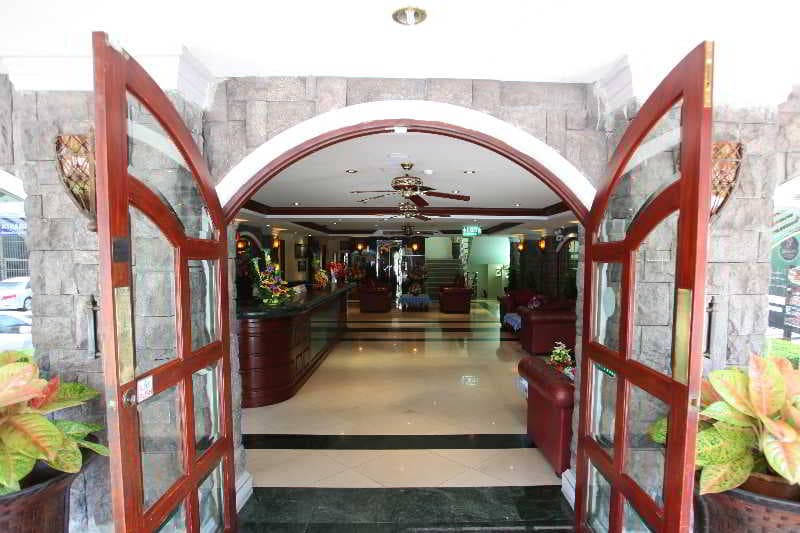 Tara Court Hotel 2