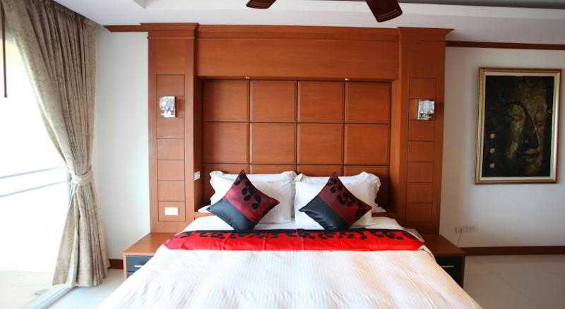 Tara Court Hotel 5