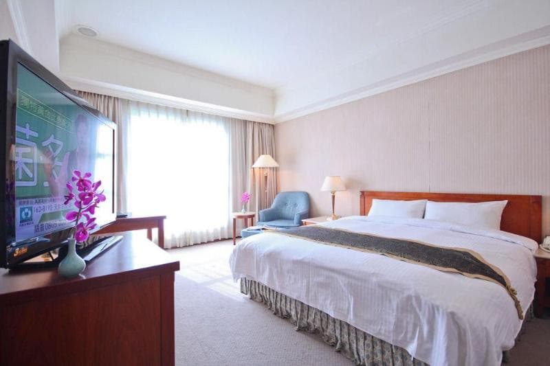 Grand Boss Hotel 5