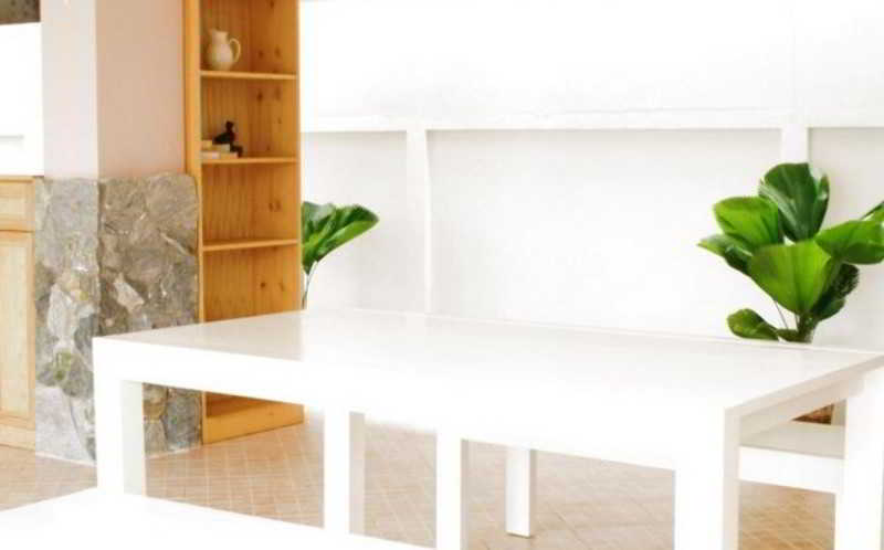 Triple Palms House 4