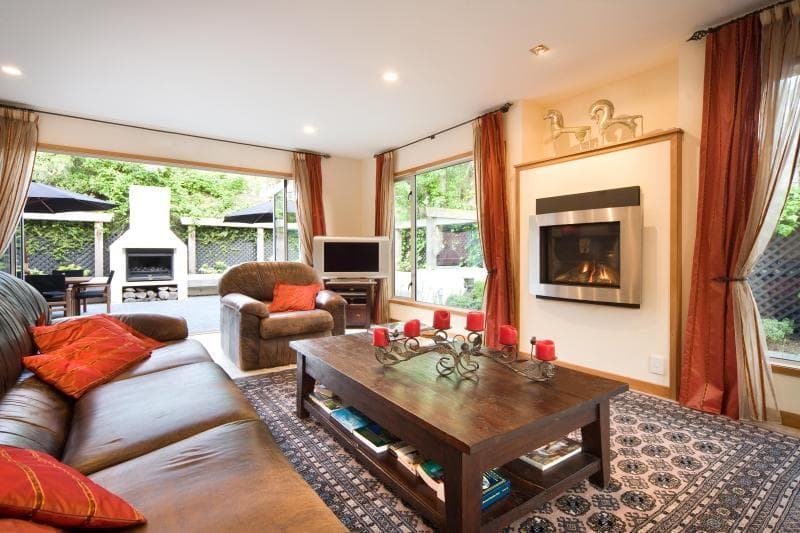 The Classic Villa 2
