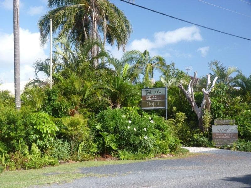 Tallow Beach Motel photo 1
