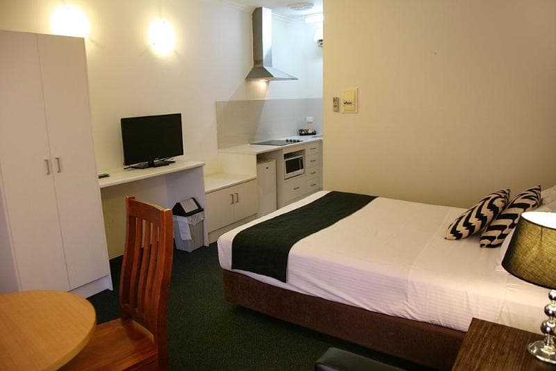 Footscray Motor Inn photo 1