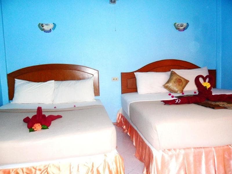 Lanta New Beach Bungalows 3