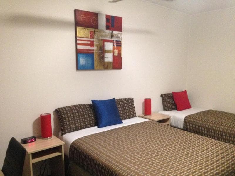 Beachcomber Motel 4