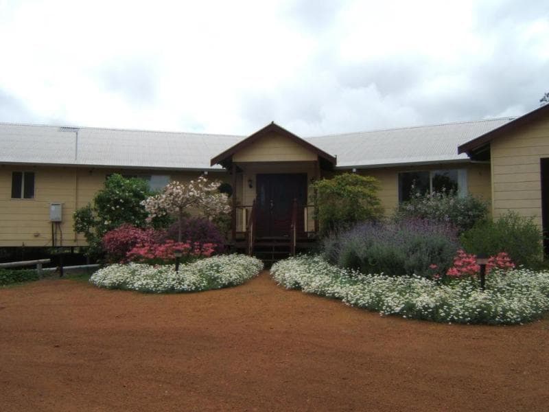 Shambhala Guesthouse photo 1