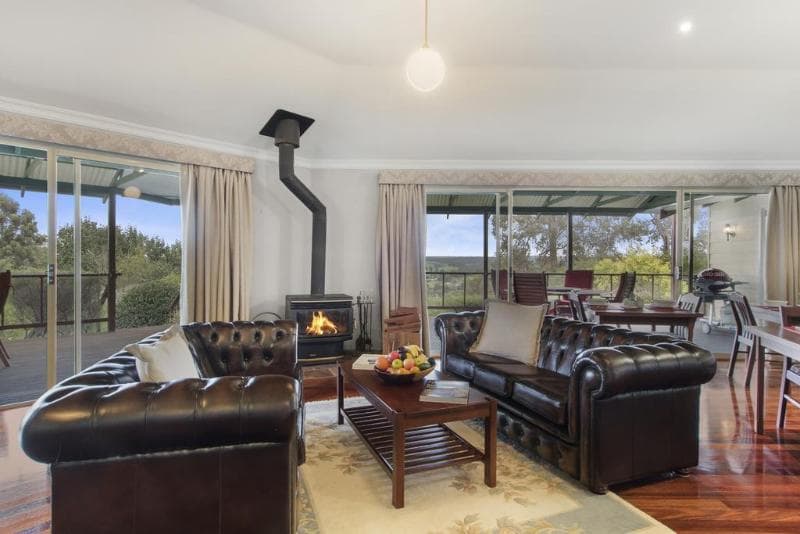 Shambhala Guesthouse 5
